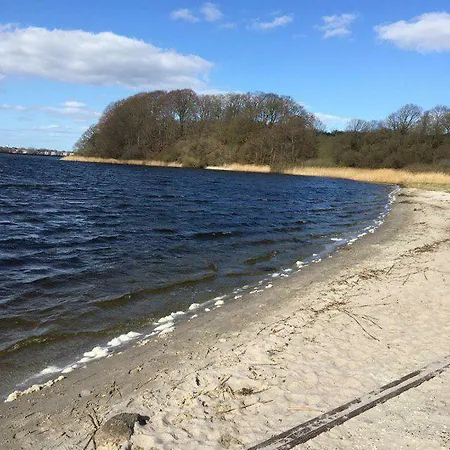 Am Noor Nahe Schleswig Und Dem Wikingerdorf Haithabu Lejlighed